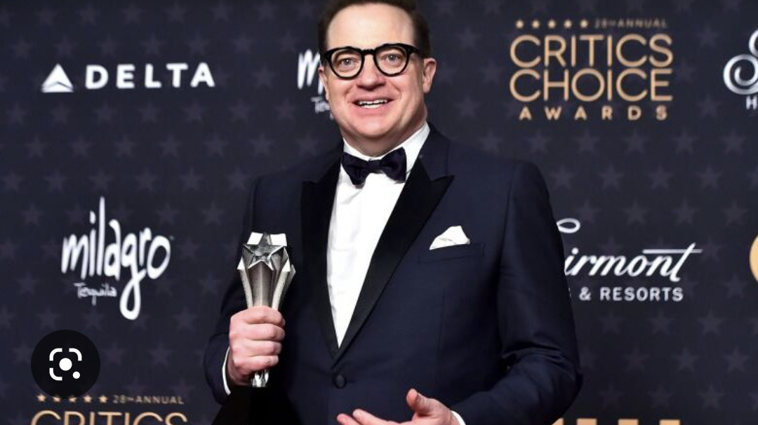 Brendan Fraser bouleverse tout le monde, aux Critics choice awards