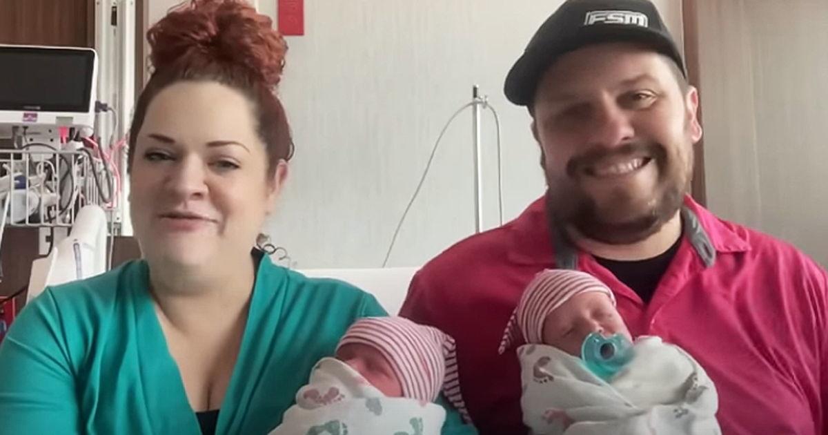 Une maman célèbre le Nouvel An en donnant naissance à des jumelles « uniques » nées dans deux années différentes