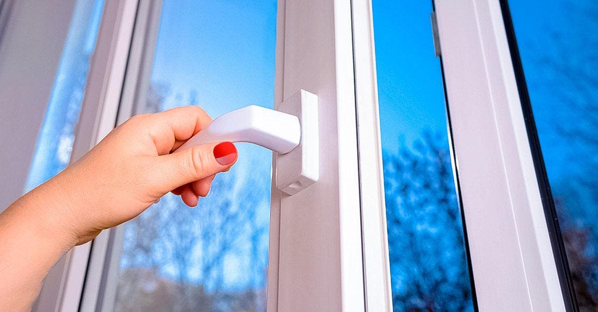 Combien de temps faut-il laisser les fenêtres ouvertes en hiver ? C’est ainsi qu’on peut aérer la maison correctement pendant la saison froide