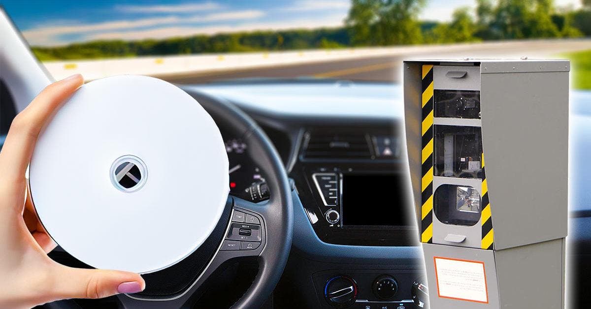 Pourquoi les conducteurs mettent-il un CD sur le pare-brise de la voiture ?
