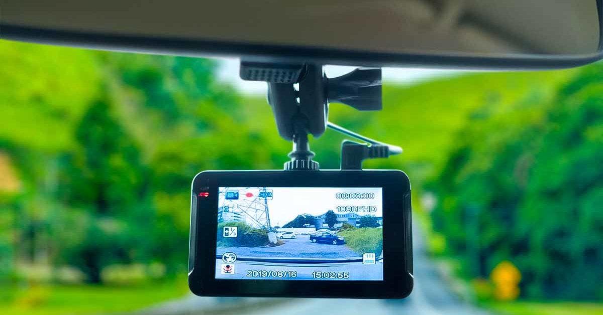 Quel est le meilleur endroit pour installer une caméra dans une voiture et pourquoi