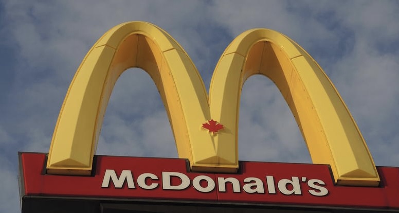 Une femme vit une situation aussi dégoûtante que dangereuse dans un McDonald’s québécois